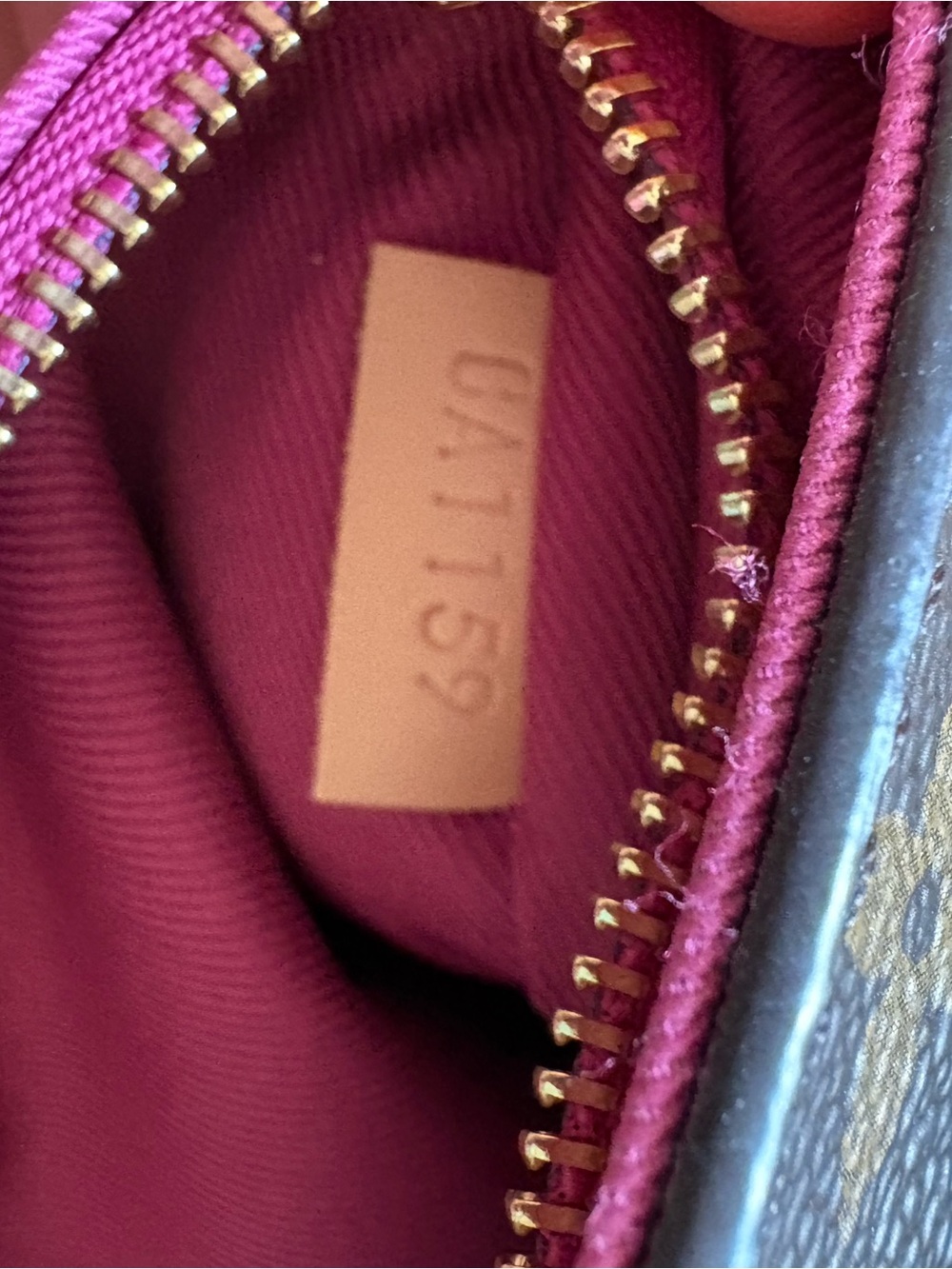 Louis Vuitton Monogram Cluny BB Bag with Pink Strap like new! - Picture 9 of 11